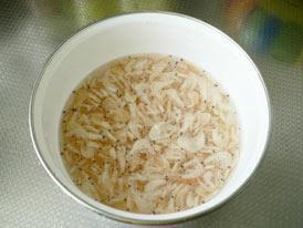 荠菜虾皮鸡蛋饼怎么做，荠菜虾皮鸡蛋饼怎么做好吃，荠菜虾皮鸡蛋饼做法