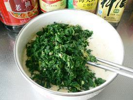 荠菜虾皮鸡蛋饼怎么做，荠菜虾皮鸡蛋饼怎么做好吃，荠菜虾皮鸡蛋饼做法