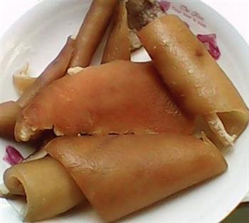 酸辣猪皮冻怎么做，酸辣猪皮冻怎么做好吃，酸辣猪皮冻做法