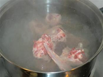 羊骨汤汆粉丝怎么做，羊骨汤汆粉丝怎么做好吃，羊骨汤汆粉丝做法
