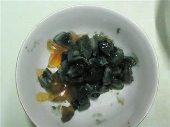 皮蛋枸杞粥怎么做，皮蛋枸杞粥怎么做好吃，皮蛋枸杞粥做法