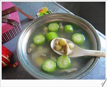 新鲜莲子汤怎么做，新鲜莲子汤怎么做好吃，新鲜莲子汤做法