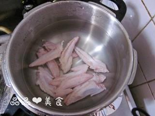 鲜菇鸡汁煲怎么做,鲜菇鸡汁煲怎么做好吃,鲜菇鸡汁煲做法 鲜菇鸡汁煲怎么做,鲜菇鸡汁煲怎么做好吃,鲜菇鸡汁煲做法