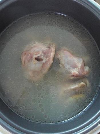豆皮筒骨鲜汤怎么做，豆皮筒骨鲜汤怎么做好吃，豆皮筒骨鲜汤做法