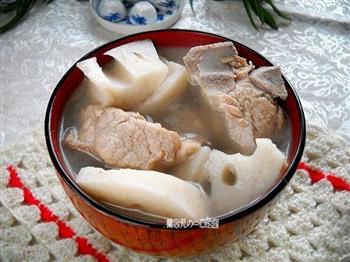 莲藕煨大排怎么做,莲藕煨大排怎么做好吃,莲藕煨大排做法 莲藕煨大排怎么做,莲藕煨大排怎么做好吃,莲藕煨大排做法