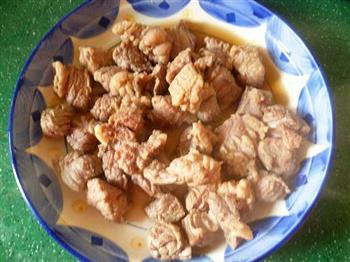 红枣莲藕牛腩汤怎么做，红枣莲藕牛腩汤怎么做好吃，红枣莲藕牛腩汤做法