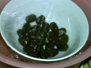 绿茶花生糖怎么做，绿茶花生糖怎么做好吃，绿茶花生糖做法