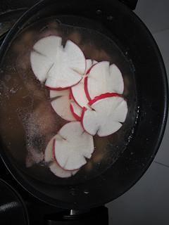 萝卜白菜炖排骨怎么做，萝卜白菜炖排骨怎么做好吃，萝卜白菜炖排骨做法