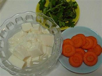 鲜虾豆腐菌菇煲怎么做,鲜虾豆腐菌菇煲怎么做好吃,鲜虾豆腐菌菇煲做法 鲜虾豆腐菌菇煲怎么做,鲜虾豆腐菌菇煲怎么做好吃,鲜虾豆腐菌菇煲做法