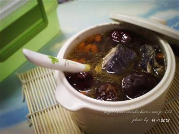 黄芪枸杞乌鸡汤怎么做，黄芪枸杞乌鸡汤怎么做好吃，黄芪枸杞乌鸡汤做法