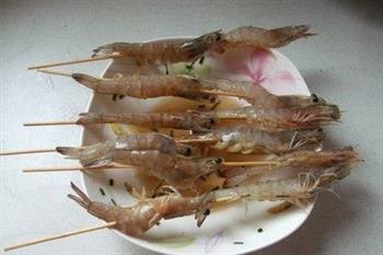 串烤虾怎么做，串烤虾怎么做好吃，串烤虾做法