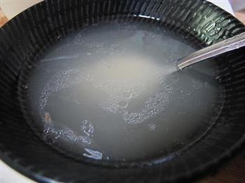 大骨高汤怎么做，大骨高汤怎么做好吃，大骨高汤做法
