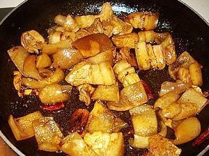 砂锅红烧肉怎么做，砂锅红烧肉怎么做好吃，砂锅红烧肉做法
