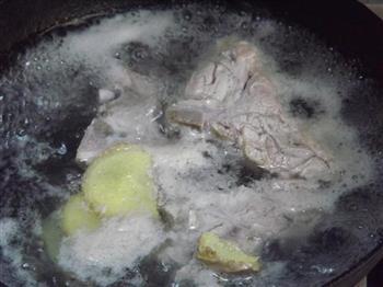 杞菊排骨汤怎么做，杞菊排骨汤怎么做好吃，杞菊排骨汤做法