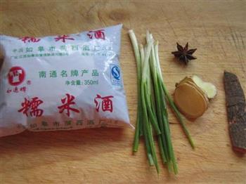 小鸡炖蘑菇怎么做，小鸡炖蘑菇怎么做好吃，小鸡炖蘑菇做法