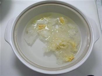 银耳枸杞汤怎么做，银耳枸杞汤怎么做好吃，银耳枸杞汤做法