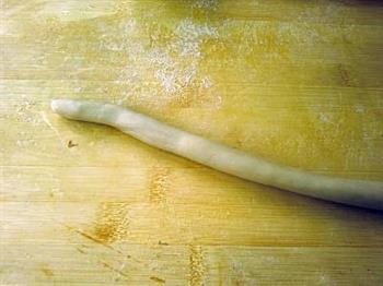 土豆盖浇猫耳朵怎么做，土豆盖浇猫耳朵怎么做好吃，土豆盖浇猫耳朵做法