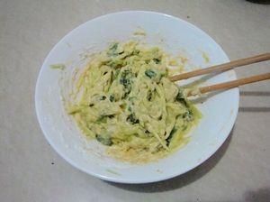 黄瓜葱花鸡蛋饼怎么做，黄瓜葱花鸡蛋饼怎么做好吃，黄瓜葱花鸡蛋饼做法