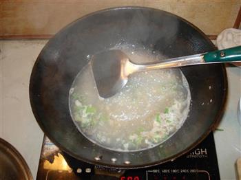 土豆白菜粉丝汤怎么做，土豆白菜粉丝汤怎么做好吃，土豆白菜粉丝汤做法