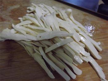 豆干白菜肉圆汤怎么做，豆干白菜肉圆汤怎么做好吃，豆干白菜肉圆汤做法