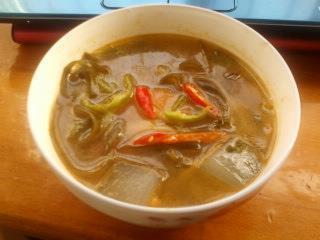 酸辣牛肉粉汤怎么做，酸辣牛肉粉汤怎么做好吃，酸辣牛肉粉汤做法