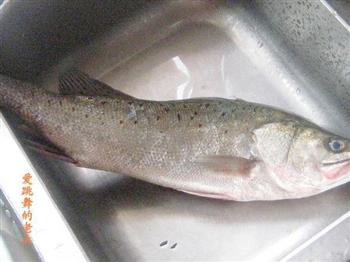 海鲈鱼头豆腐汤怎么做，海鲈鱼头豆腐汤怎么做好吃，海鲈鱼头豆腐汤做法