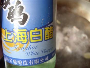 双耳排骨汤怎么做，双耳排骨汤怎么做好吃，双耳排骨汤做法
