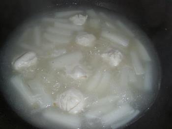 鱼丸肉片萝卜汤怎么做，鱼丸肉片萝卜汤怎么做好吃，鱼丸肉片萝卜汤做法