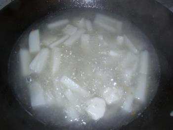 鱼丸肉片萝卜汤怎么做，鱼丸肉片萝卜汤怎么做好吃，鱼丸肉片萝卜汤做法