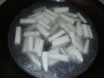 鱼丸肉片萝卜汤怎么做，鱼丸肉片萝卜汤怎么做好吃，鱼丸肉片萝卜汤做法