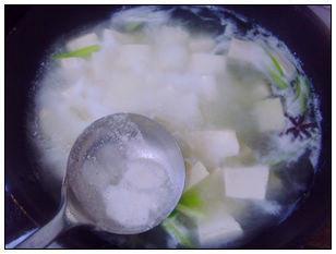 羊血豆腐汤怎么做，羊血豆腐汤怎么做好吃，羊血豆腐汤做法