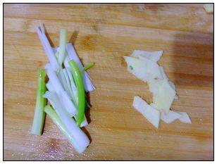 羊血豆腐汤怎么做，羊血豆腐汤怎么做好吃，羊血豆腐汤做法