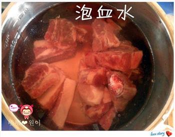 小白菜排骨酱汤怎么做，小白菜排骨酱汤怎么做好吃，小白菜排骨酱汤做法