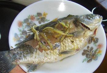 毛蟹鲫鱼汤怎么做，毛蟹鲫鱼汤怎么做好吃，毛蟹鲫鱼汤做法