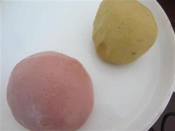 面食香肠卷怎么做，面食香肠卷怎么做好吃，面食香肠卷做法