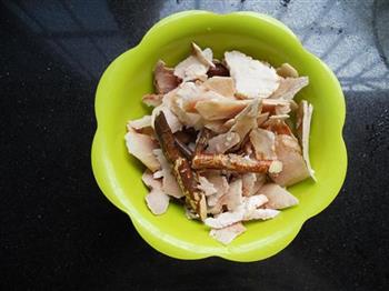 土茯苓毛桃煲猪骨怎么做，土茯苓毛桃煲猪骨怎么做好吃，土茯苓毛桃煲猪骨做法