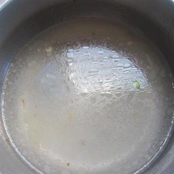 马蹄肉球汤怎么做，马蹄肉球汤怎么做好吃，马蹄肉球汤做法
