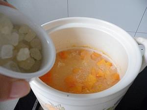 木瓜银耳糖水怎么做，木瓜银耳糖水怎么做好吃，木瓜银耳糖水做法