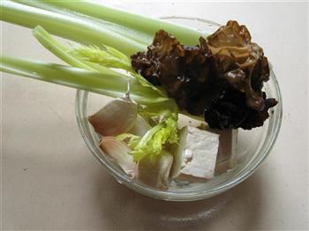 三色肉丸汤怎么做，三色肉丸汤怎么做好吃，三色肉丸汤做法