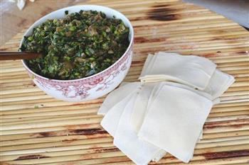 茼蒿鲜肉大馄饨怎么做，茼蒿鲜肉大馄饨怎么做好吃，茼蒿鲜肉大馄饨做法