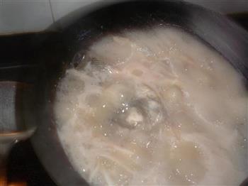 美味鲈鱼汤怎么做，美味鲈鱼汤怎么做好吃，美味鲈鱼汤做法