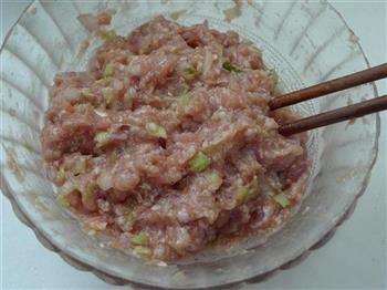 牛肉馅饼怎么做，牛肉馅饼怎么做好吃，牛肉馅饼做法