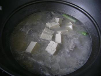 鲅鱼豆腐汤怎么做，鲅鱼豆腐汤怎么做好吃，鲅鱼豆腐汤做法