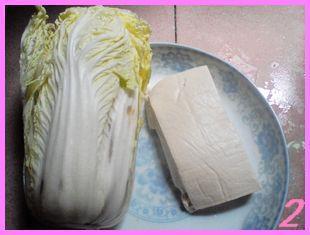 奶汁白菜虾皮豆腐汤怎么做，奶汁白菜虾皮豆腐汤怎么做好吃，奶汁白菜虾皮豆腐汤做法