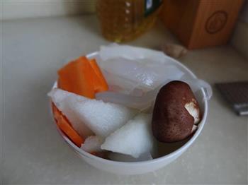 冬瓜粉皮肉丸汤怎么做，冬瓜粉皮肉丸汤怎么做好吃，冬瓜粉皮肉丸汤做法