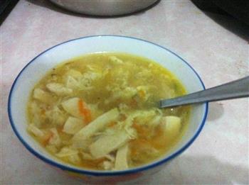 胡萝卜鸡蛋豆腐汤怎么做，胡萝卜鸡蛋豆腐汤怎么做好吃，胡萝卜鸡蛋豆腐汤做法