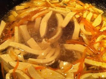 胡萝卜鸡蛋豆腐汤怎么做，胡萝卜鸡蛋豆腐汤怎么做好吃，胡萝卜鸡蛋豆腐汤做法