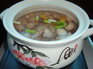 木瓜煲老鸭怎么做，木瓜煲老鸭怎么做好吃，木瓜煲老鸭做法