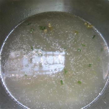 酸豆角汤怎么做，酸豆角汤怎么做好吃，酸豆角汤做法