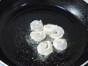 豌豆虾仁如意盏怎么做，豌豆虾仁如意盏怎么做好吃，豌豆虾仁如意盏做法